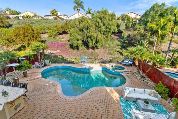 16337 Los Rosales St, San Diego, California 92127