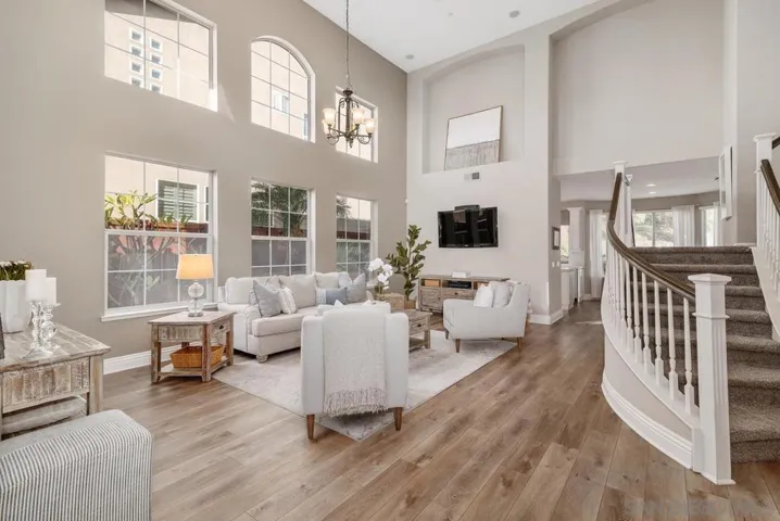 16337 Los Rosales St, San Diego, California 92127