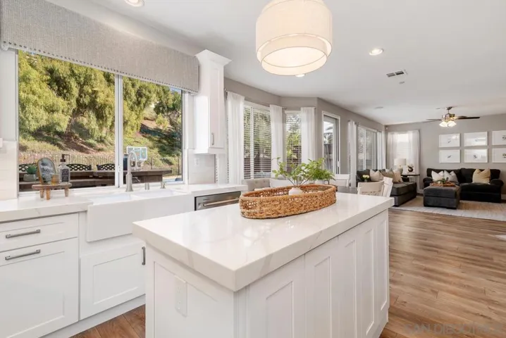 16337 Los Rosales St, San Diego, California 92127