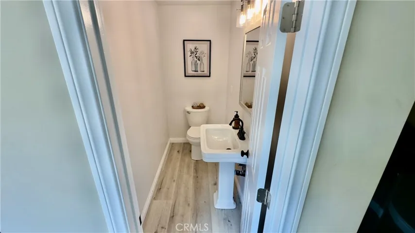 1015 Larch Street, Inglewood, California 90301