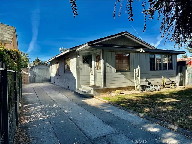 1015 Larch Street, Inglewood, California 90301