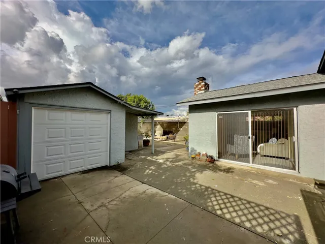 1015 Larch Street, Inglewood, California 90301