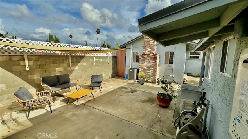 1015 Larch Street, Inglewood, California 90301