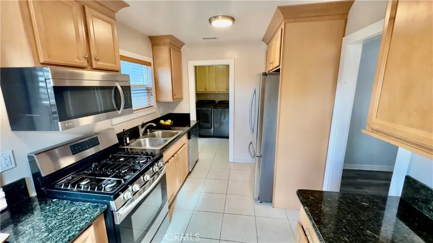 1015 Larch Street, Inglewood, California 90301