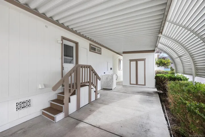Carport