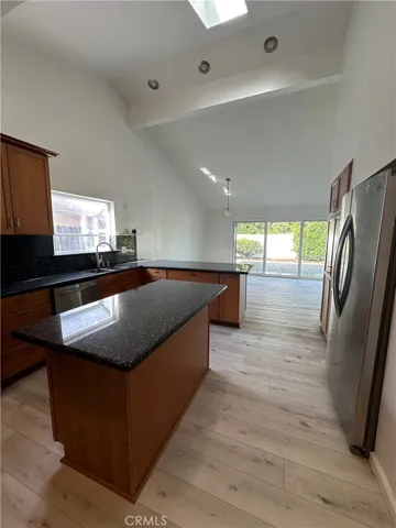6911 Hartcrest Drive, Rancho Palos Verdes, California 90275