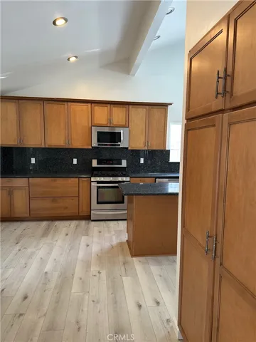 6911 Hartcrest Drive, Rancho Palos Verdes, California 90275