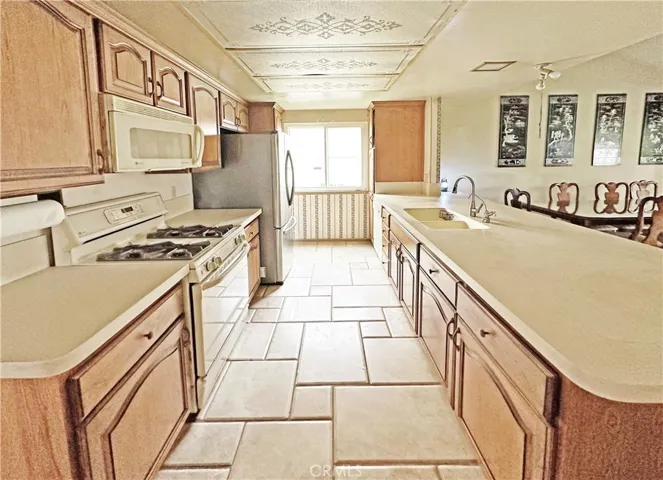 17972 Los Vasos Street, Fountain Valley, California 92708