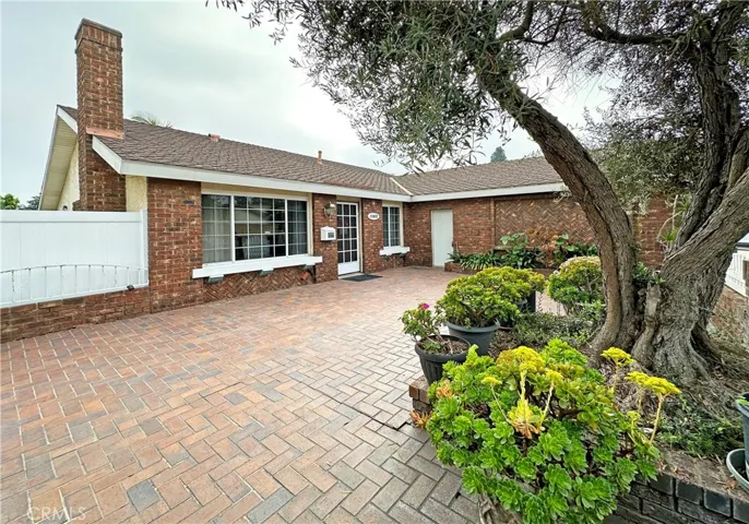17972 Los Vasos Street, Fountain Valley, California 92708