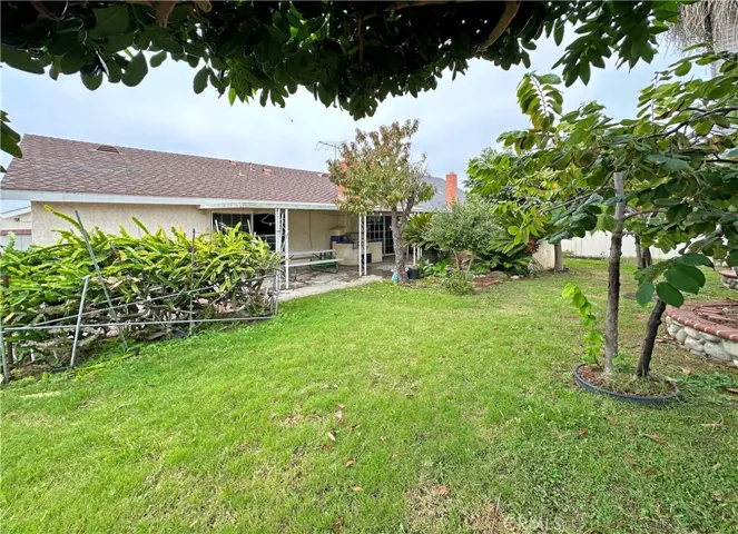 17972 Los Vasos Street, Fountain Valley, California 92708