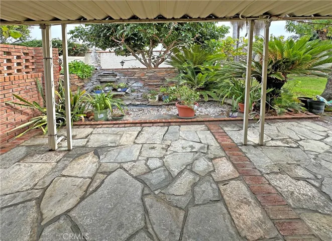 17972 Los Vasos Street, Fountain Valley, California 92708