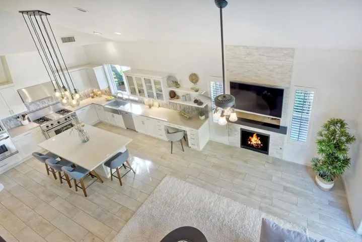 4028 James Drive, Carlsbad, California 92008