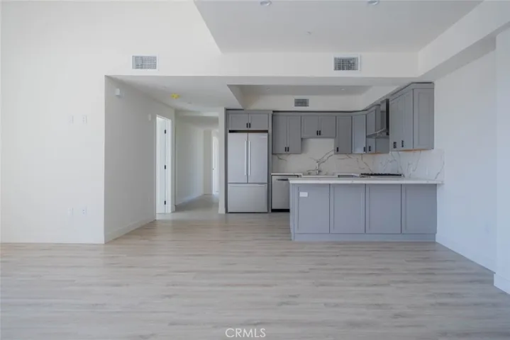2608 Honolulu Avenue 101, Montrose, California 91020