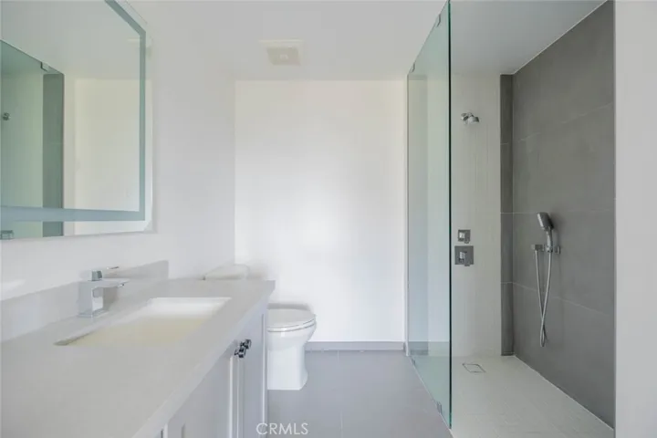 2608 Honolulu Avenue 101, Montrose, California 91020
