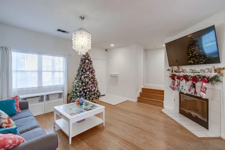 10020 Scripps Vista Way 69, San Diego, California 92131