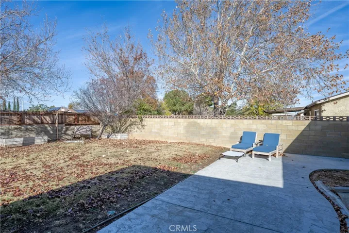 42901 Willow West Court, Lancaster, California 93536