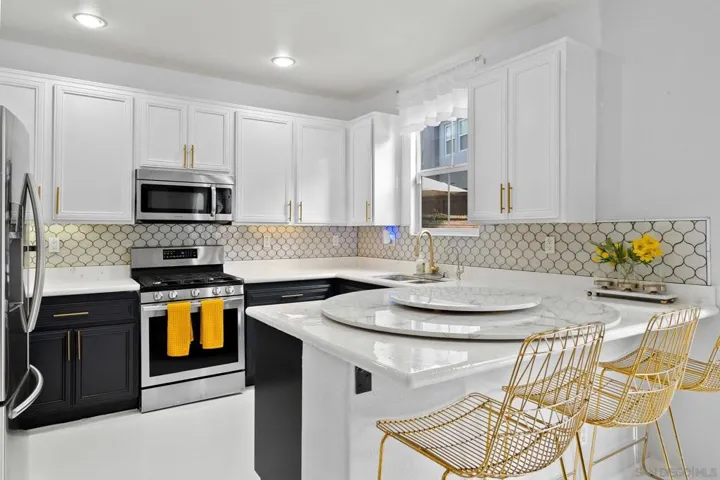 2722 Castlehill Rd 3, Chula Vista, California 91915
