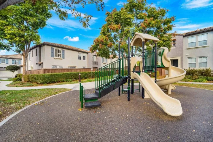 2722 Castlehill Rd 3, Chula Vista, California 91915