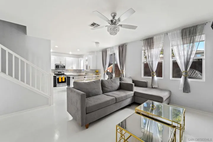 2722 Castlehill Rd 3, Chula Vista, California 91915