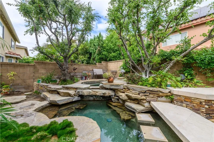 5 Pacific Crst, Irvine, California 92602
