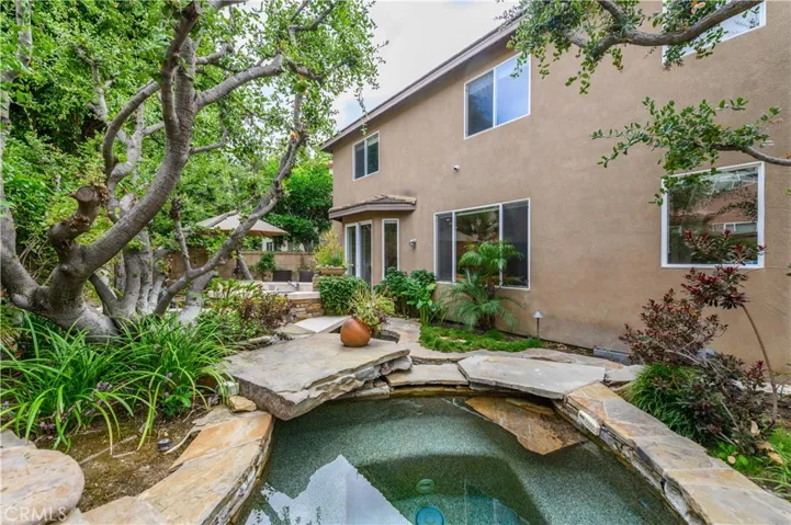 5 Pacific Crst, Irvine, California 92602