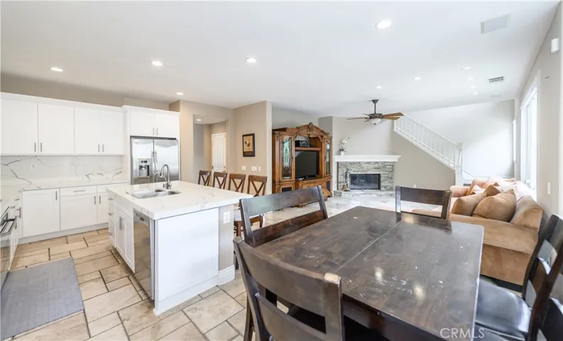 5 Pacific Crst, Irvine, California 92602