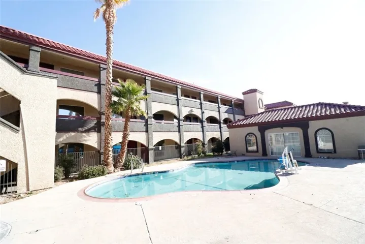 13409 Mariposa Road, Victorville, California 92395