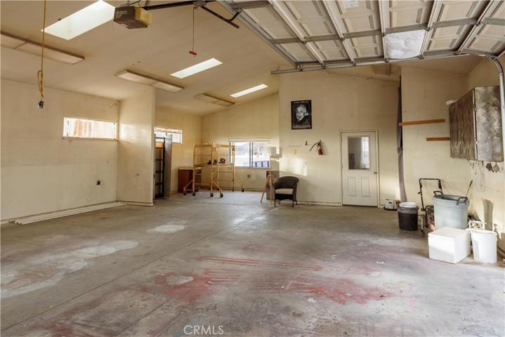 22140 E Frontier Road, Clovis, California 93619