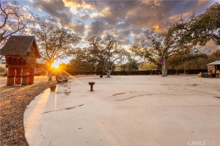 22140 E Frontier Road, Clovis, California 93619