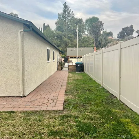 22681 Via Santa Maria, Mission Viejo, California 92691