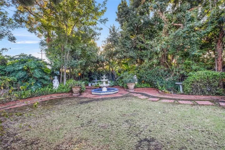 View of the garden.