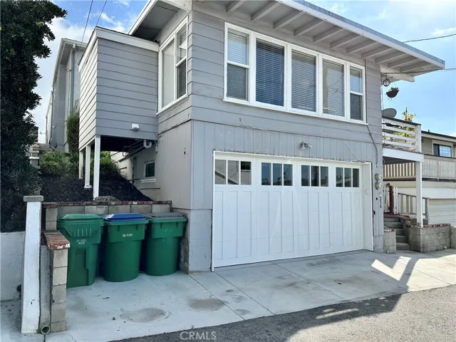 252 Grandview Street, Laguna Beach, California 92651
