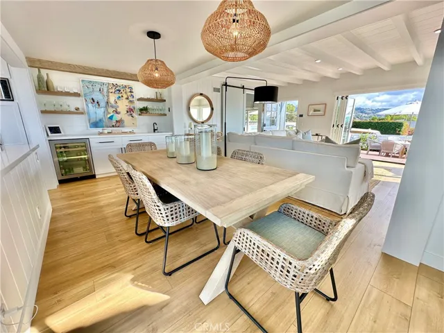 252 Grandview Street, Laguna Beach, California 92651