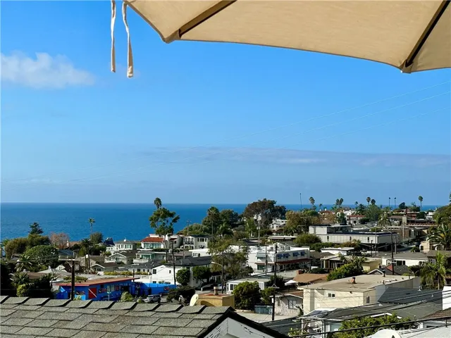 252 Grandview Street, Laguna Beach, California 92651
