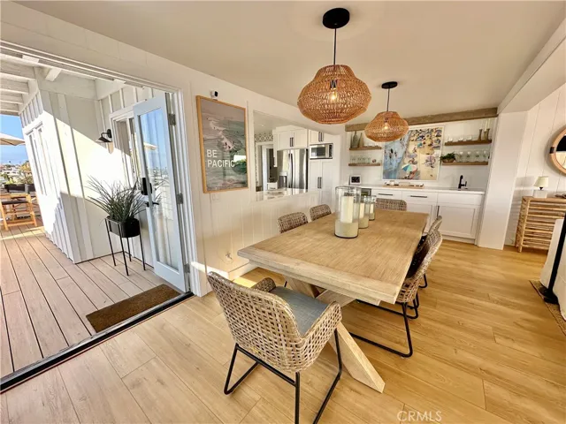 252 Grandview Street, Laguna Beach, California 92651