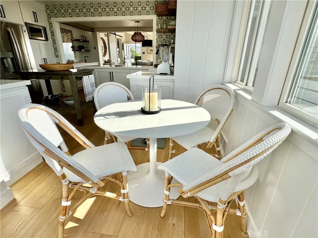 252 Grandview Street, Laguna Beach, California 92651