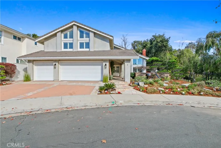 7 Sunburst with 3 car garage