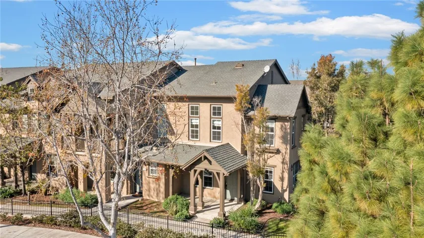 341 Feather River Place 42, Oxnard, California 93036