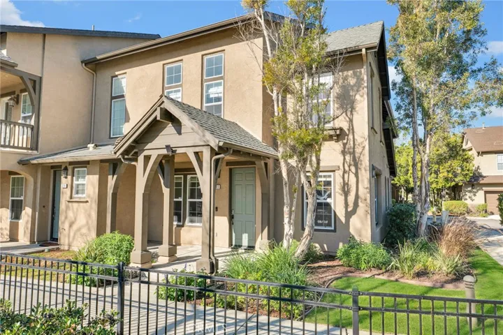 341 Feather River Place 42, Oxnard, California 93036