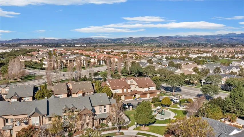 341 Feather River Place 42, Oxnard, California 93036
