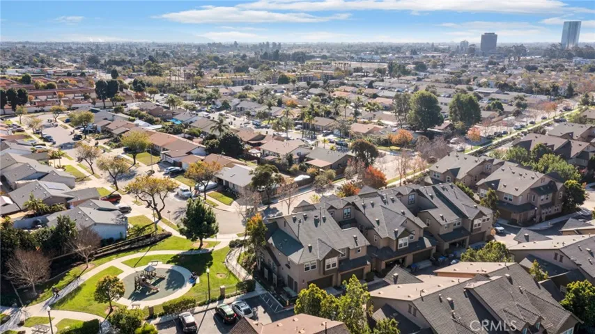 341 Feather River Place 42, Oxnard, California 93036