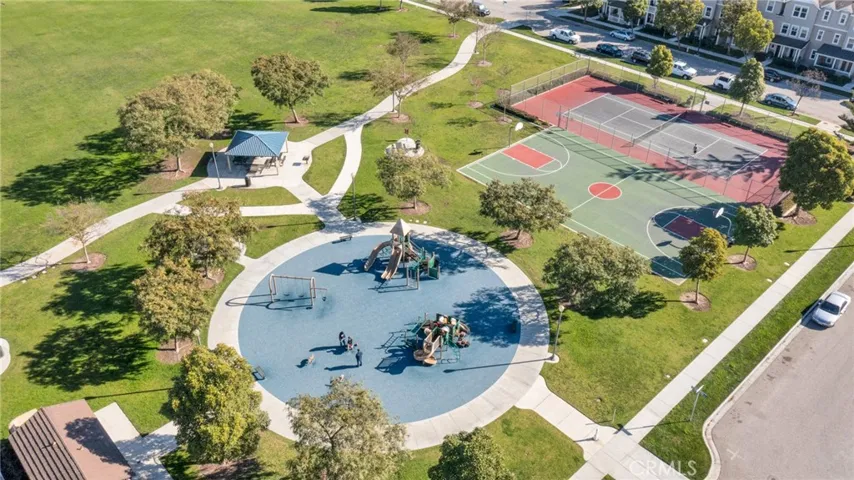 341 Feather River Place 42, Oxnard, California 93036