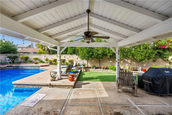 23427 Via Barra, Valencia, California 91355