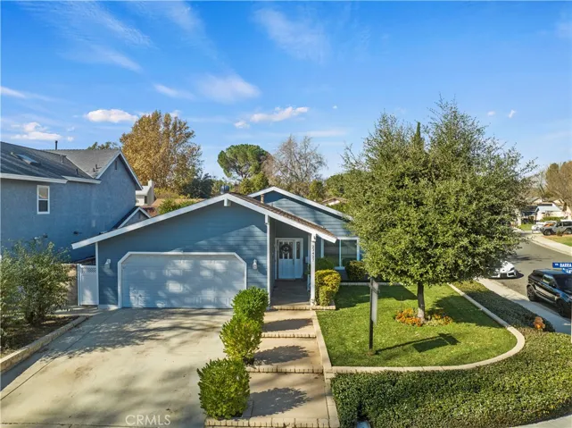 23427 Via Barra, Valencia, California 91355