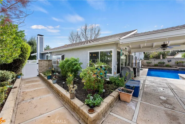 23427 Via Barra, Valencia, California 91355