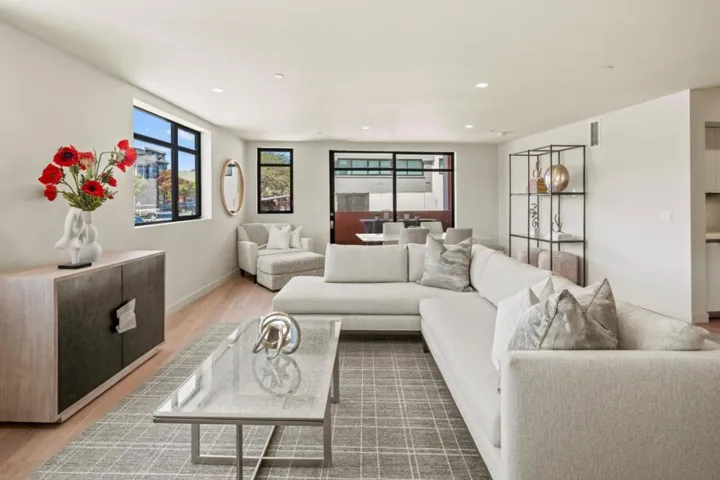 520 Lighthouse Avenue Unit 202, Pacific Grove, California 93950