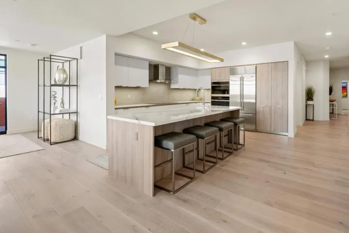 520 Lighthouse Avenue Unit 202, Pacific Grove, California 93950
