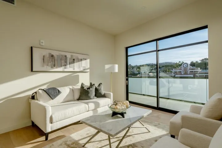 520 Lighthouse Avenue 303, Pacific Grove, California 93950