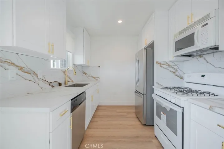 5654 Kester Avenue, Van Nuys, California 91411