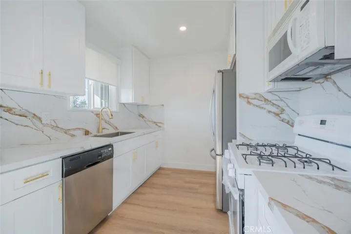 5654 Kester Avenue, Van Nuys, California 91411